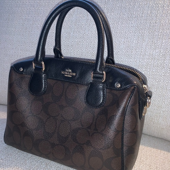 Coach, signature pattern bag - Picture 1 of 6